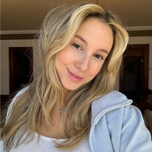 Meet your Posher, Nadia